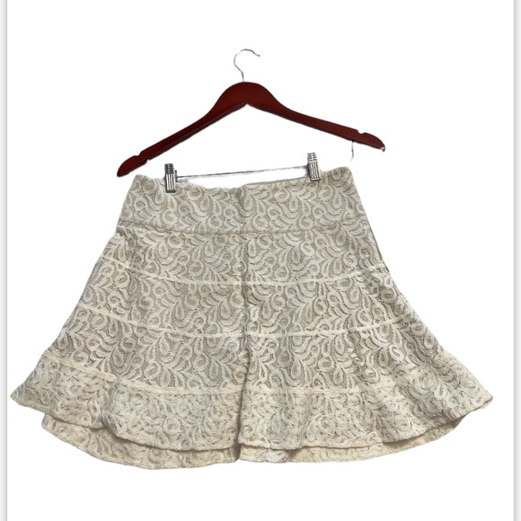 lace mini skirt EXPRESS - Picture 1 of 3
